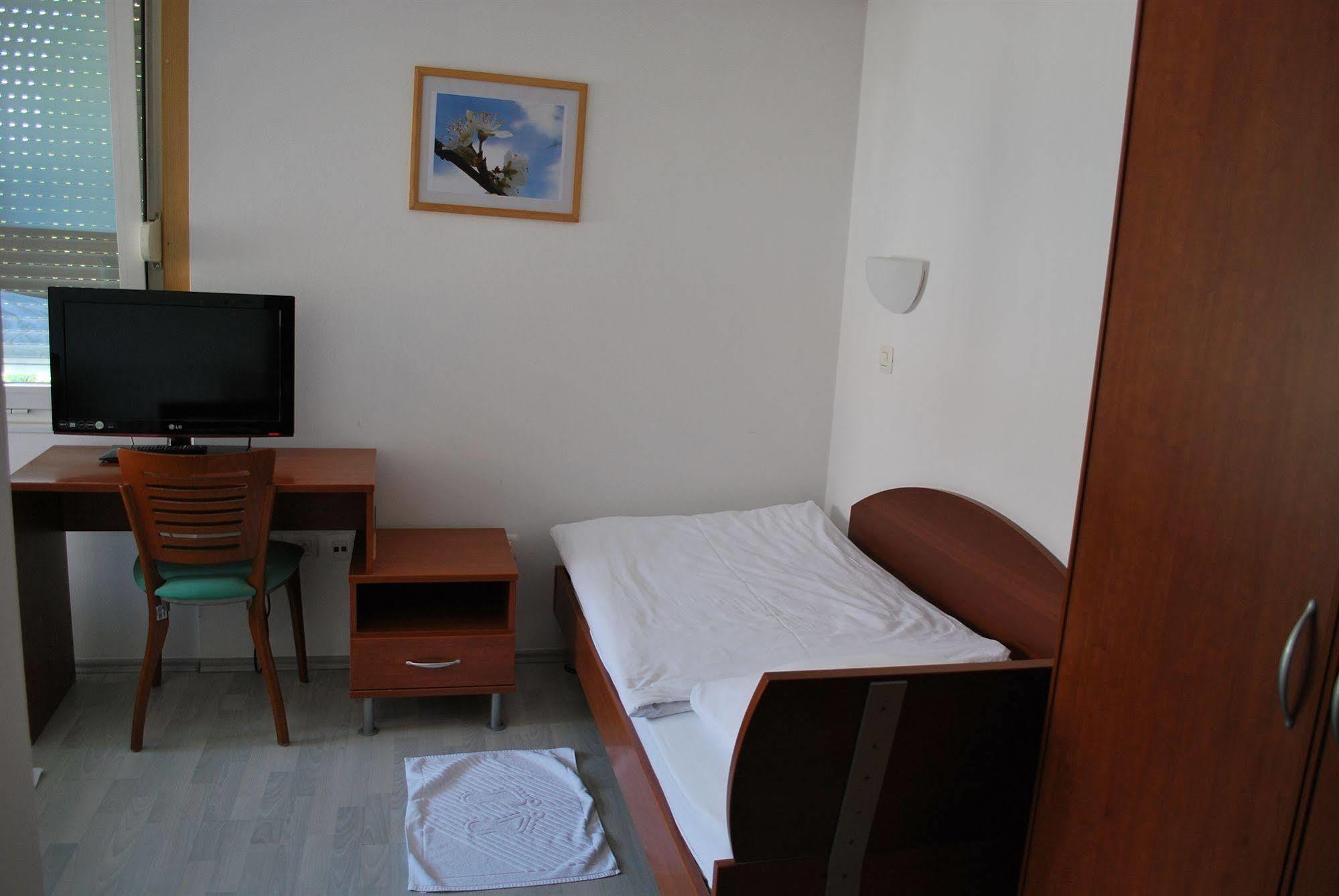 Bed And Breakfast Kogoj 노바고리차 외부 사진